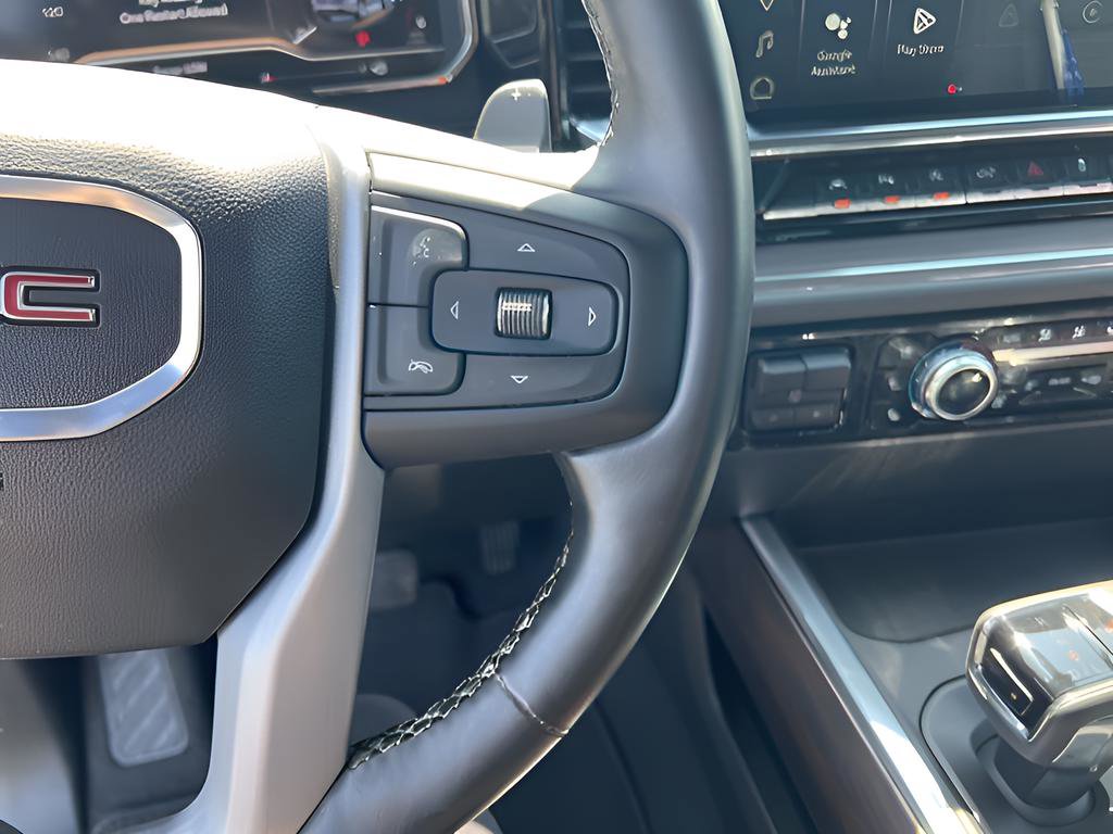 Used 2023 GMC Sierra 1500 SLT w/ SLT Premium Plus Package AWD/4WD image 17