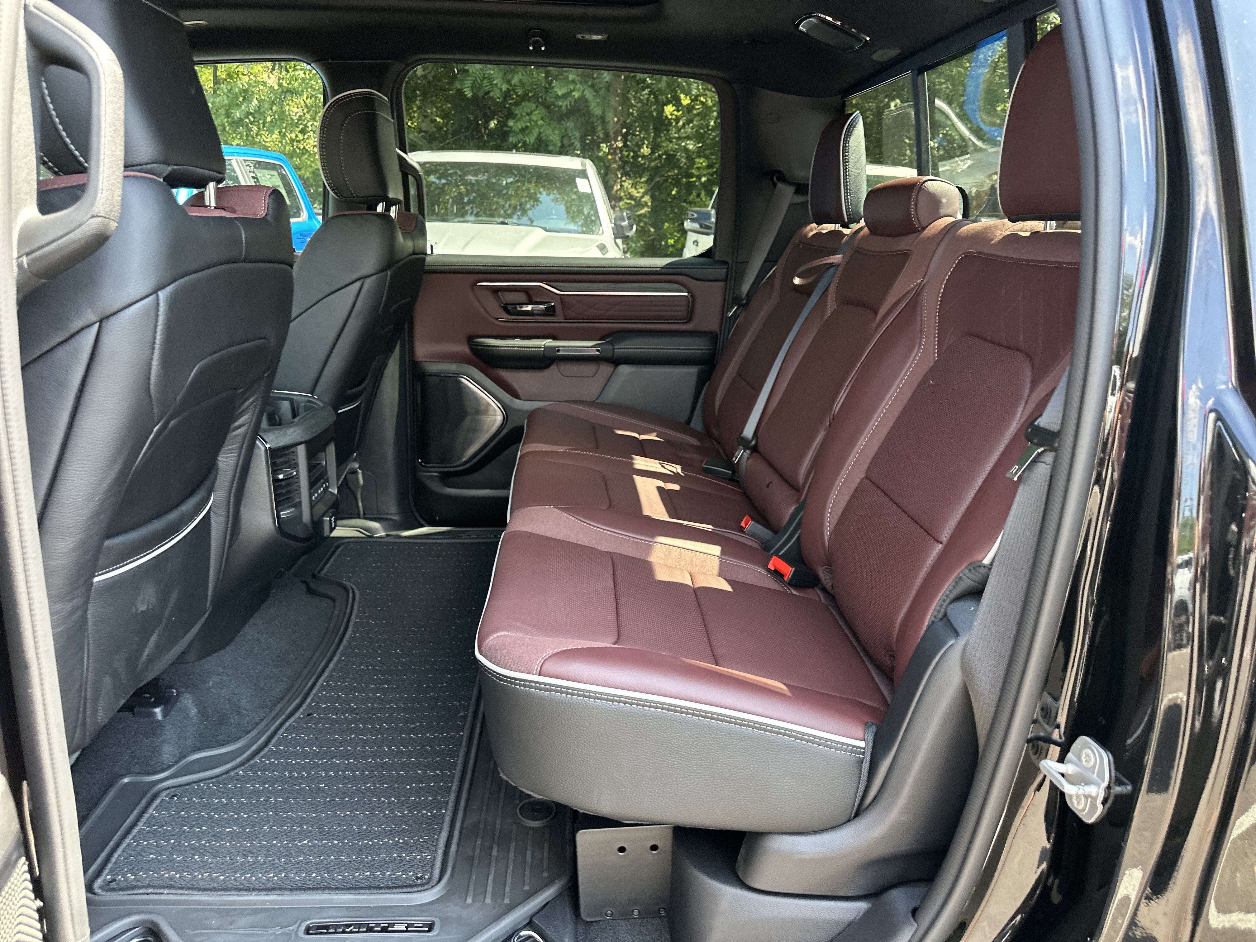 New 2027 RAM 1500 Limited AWD/4WD image 34