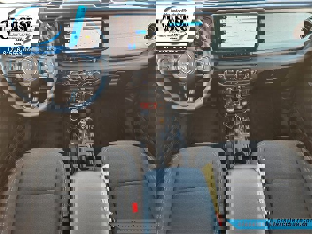 Used 2025 Jeep Wrangler Willys image 2