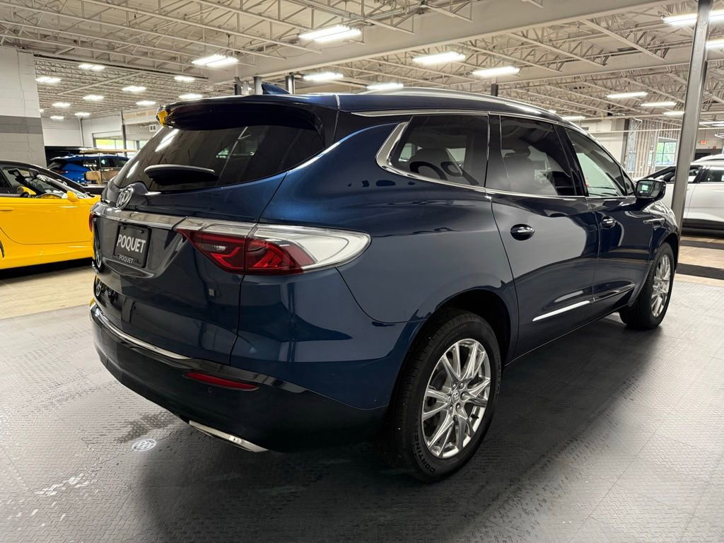 Used 2023 Buick Enclave Essence w/ Experience Buick Package AWD/4WD image 4