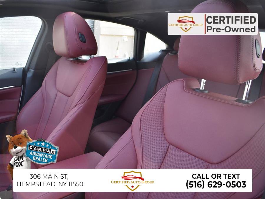 Used 2023 BMW i4 eDrive35 image 1