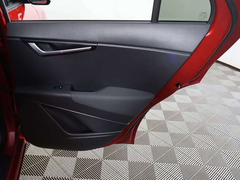 Used 2023 Kia Niro EX Touring image 27