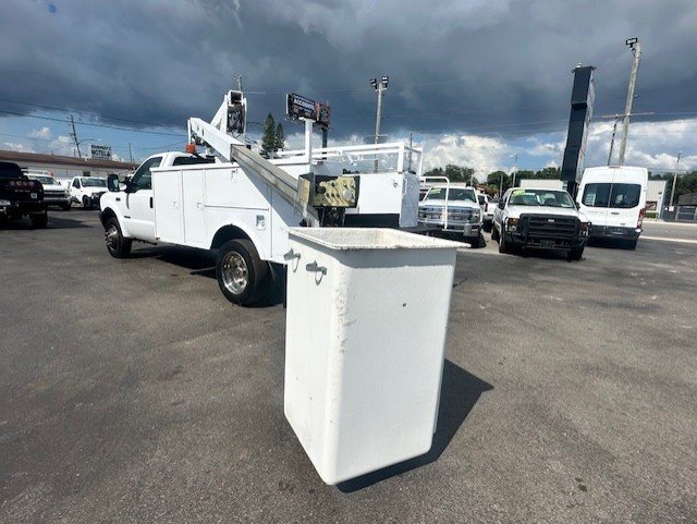 Used 2000 Ford F550 2WD Regular Cab Super Duty image 13