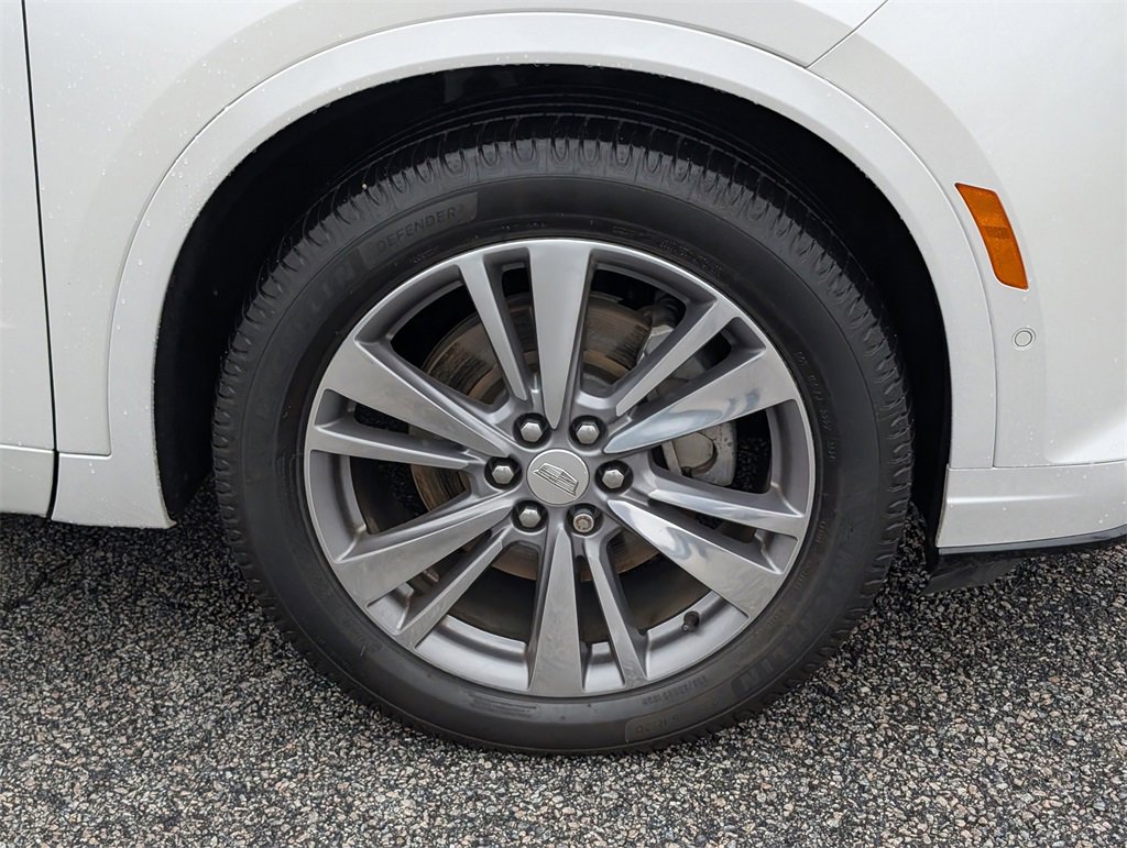 Used 2020 Cadillac XT6 Premium Luxury image 11