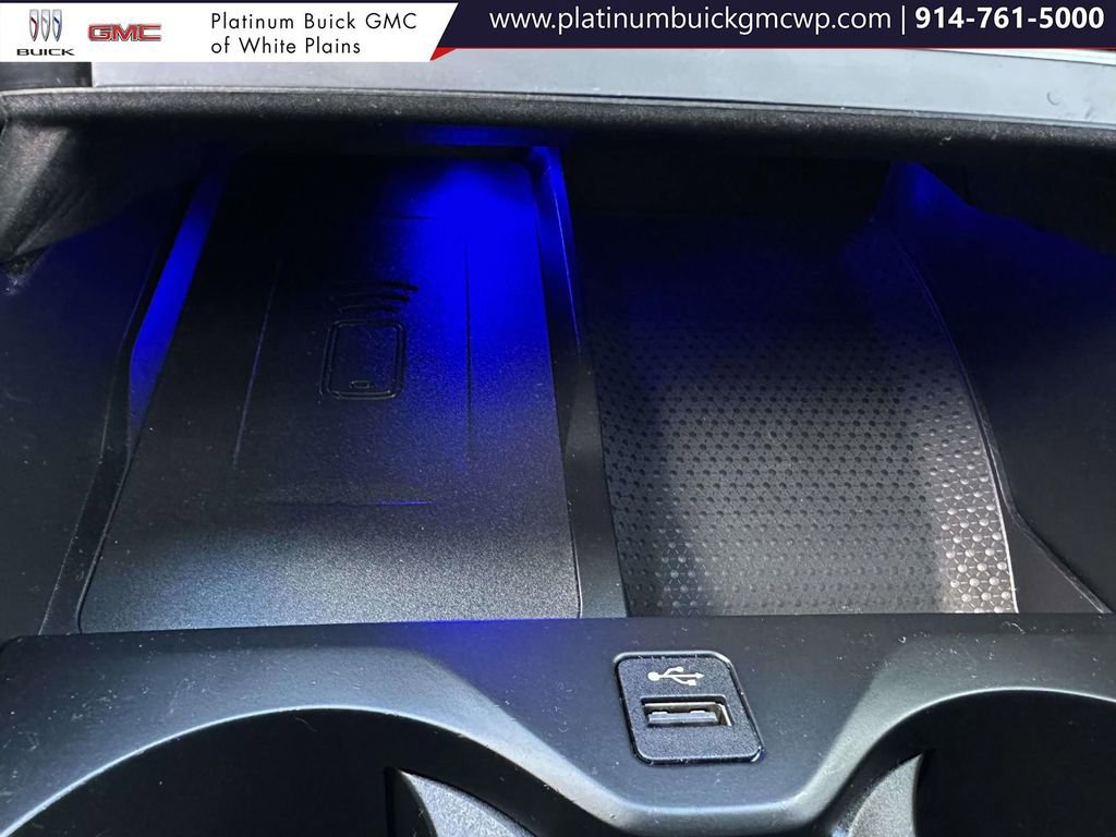 Used 2022 BMW X6 M50i w/ Executive Package image 30