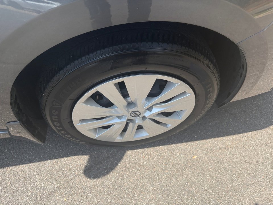 Used 2024 Nissan Sentra S FWD image 25