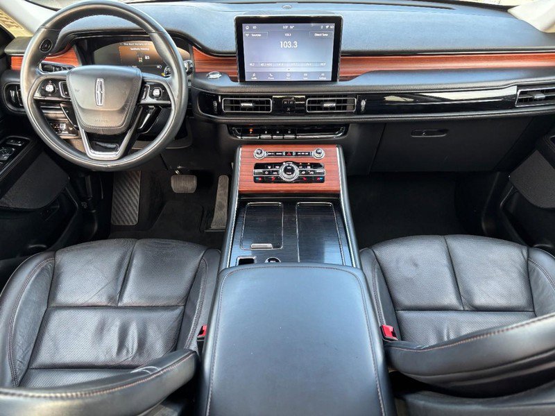 Used 2023 Lincoln Aviator Reserve image 12