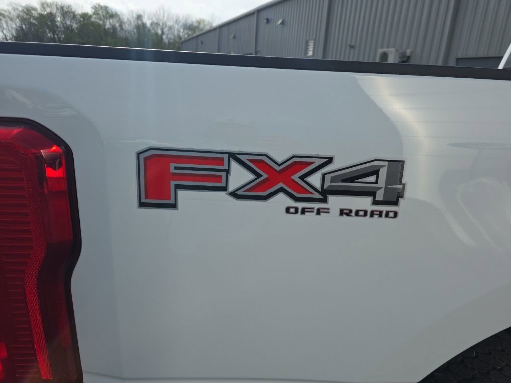 Used 2025 Ford F250 XLT w/ FX4 Off-Road Package image 10