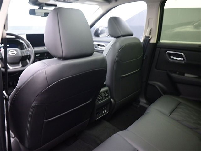 New 2026 Nissan Rogue Platinum w/ Platinum Premium Package image 10
