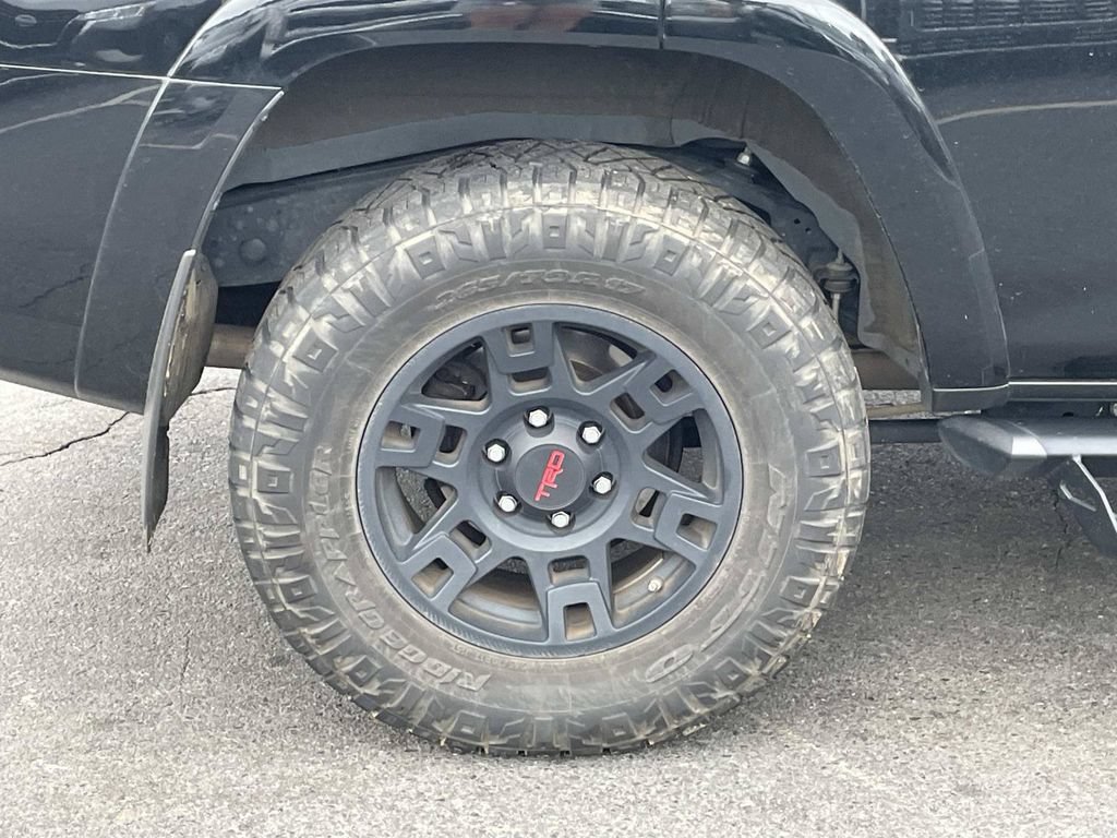Used 2022 Toyota 4Runner SR5 RWD image 9