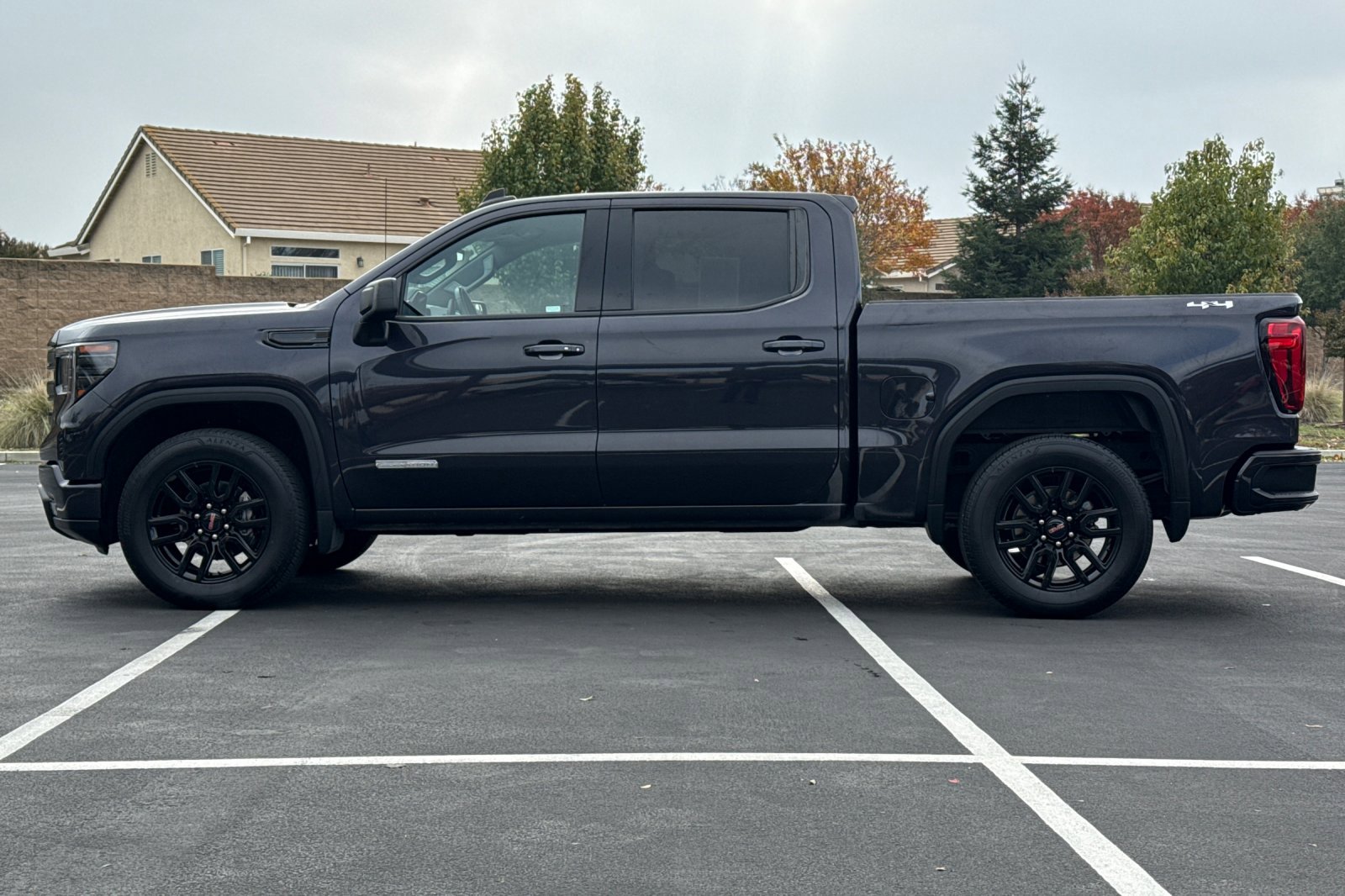 Used 2023 GMC Sierra 1500 Elevation image 8