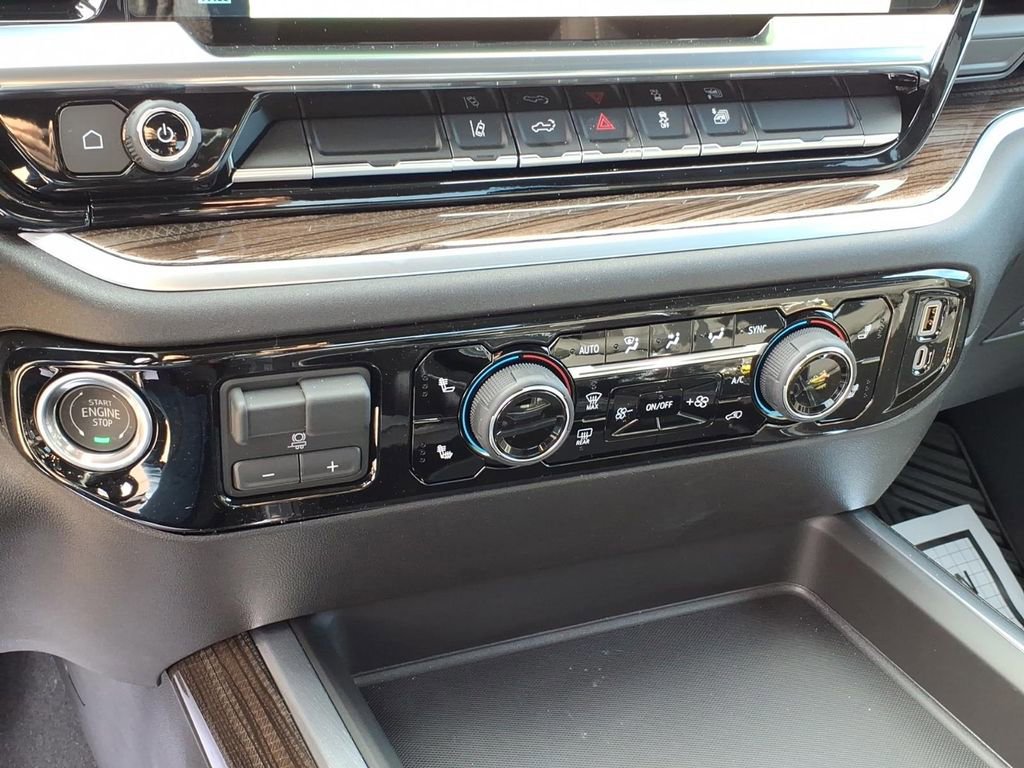 New 2026 Chevrolet Silverado 2500 LT image 19