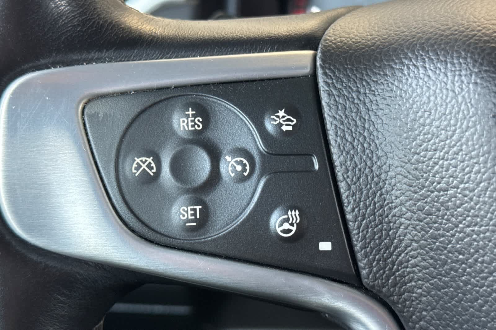Used 2016 GMC Yukon SLT RWD image 29