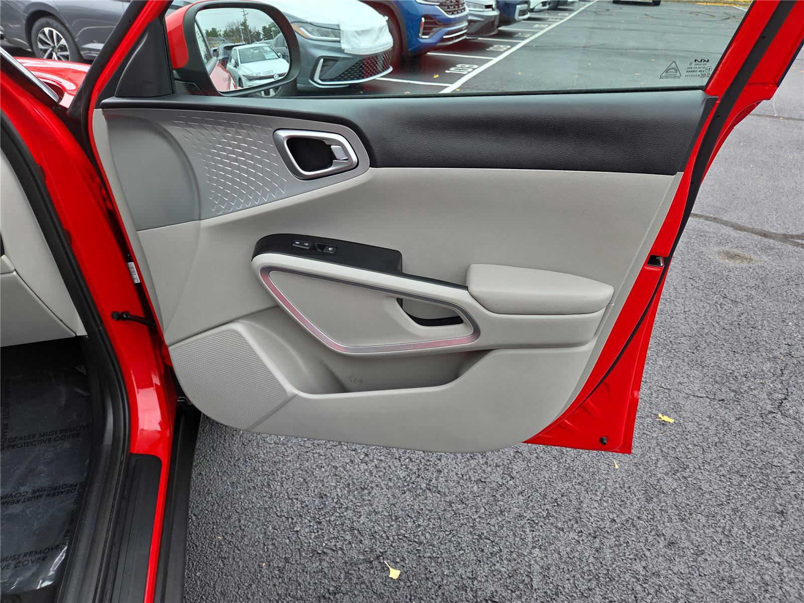 Certified 2023 Kia Soul LX w/ LX Technology Package image 28