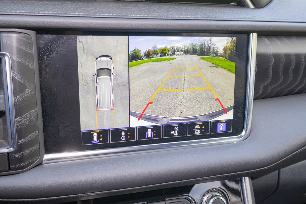 Certified 2024 GMC Yukon XL Denali image 21