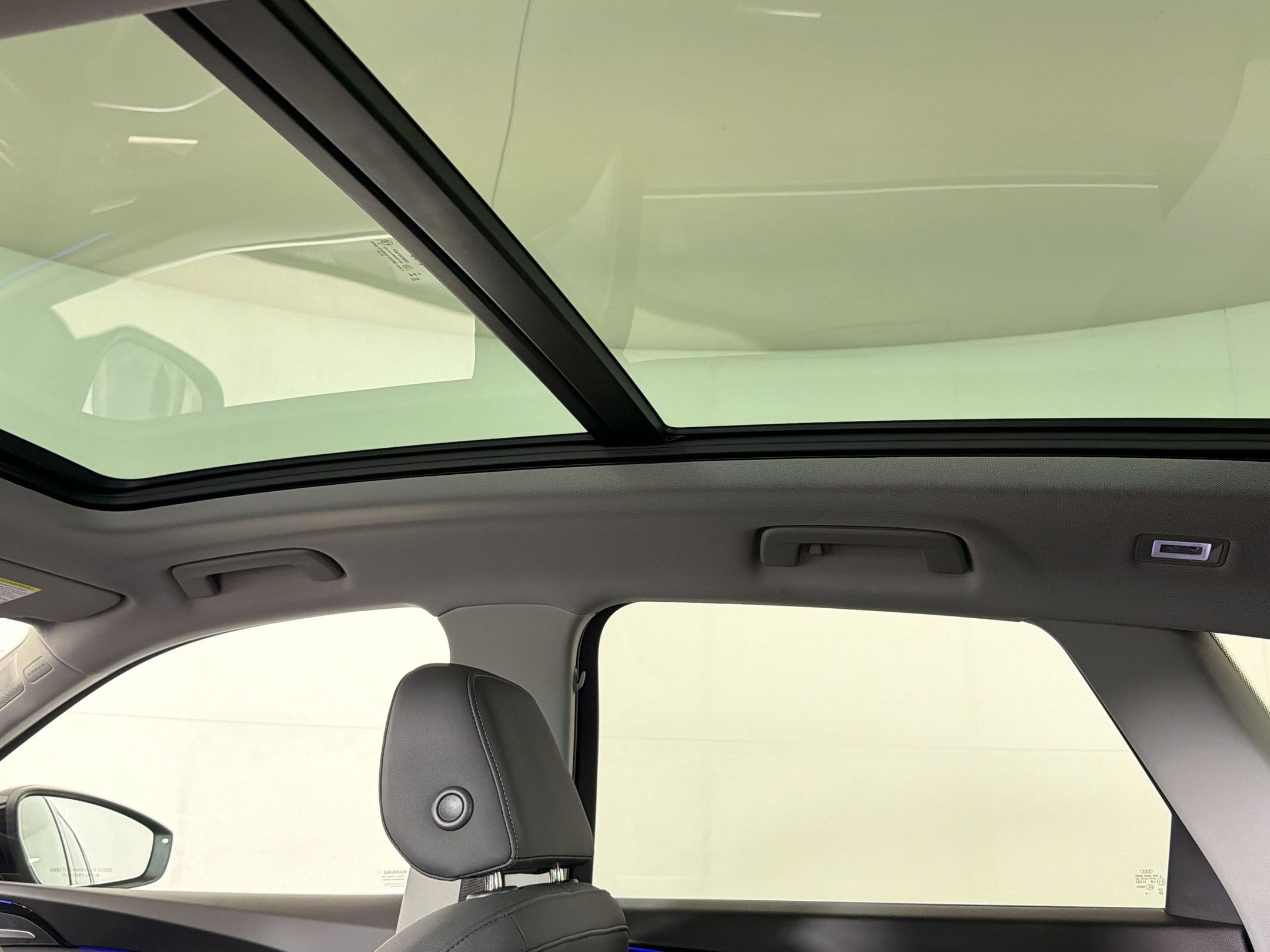 Used 2025 Audi Q5 Premium Plus w/ Premium Plus image 16