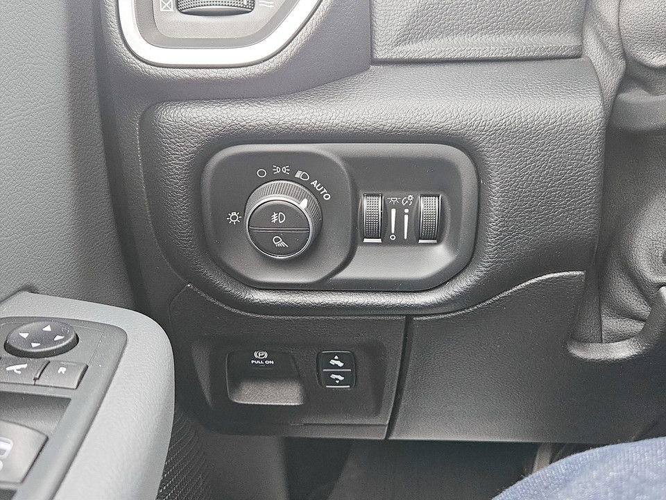 Used 2019 RAM 1500 Big Horn image 20