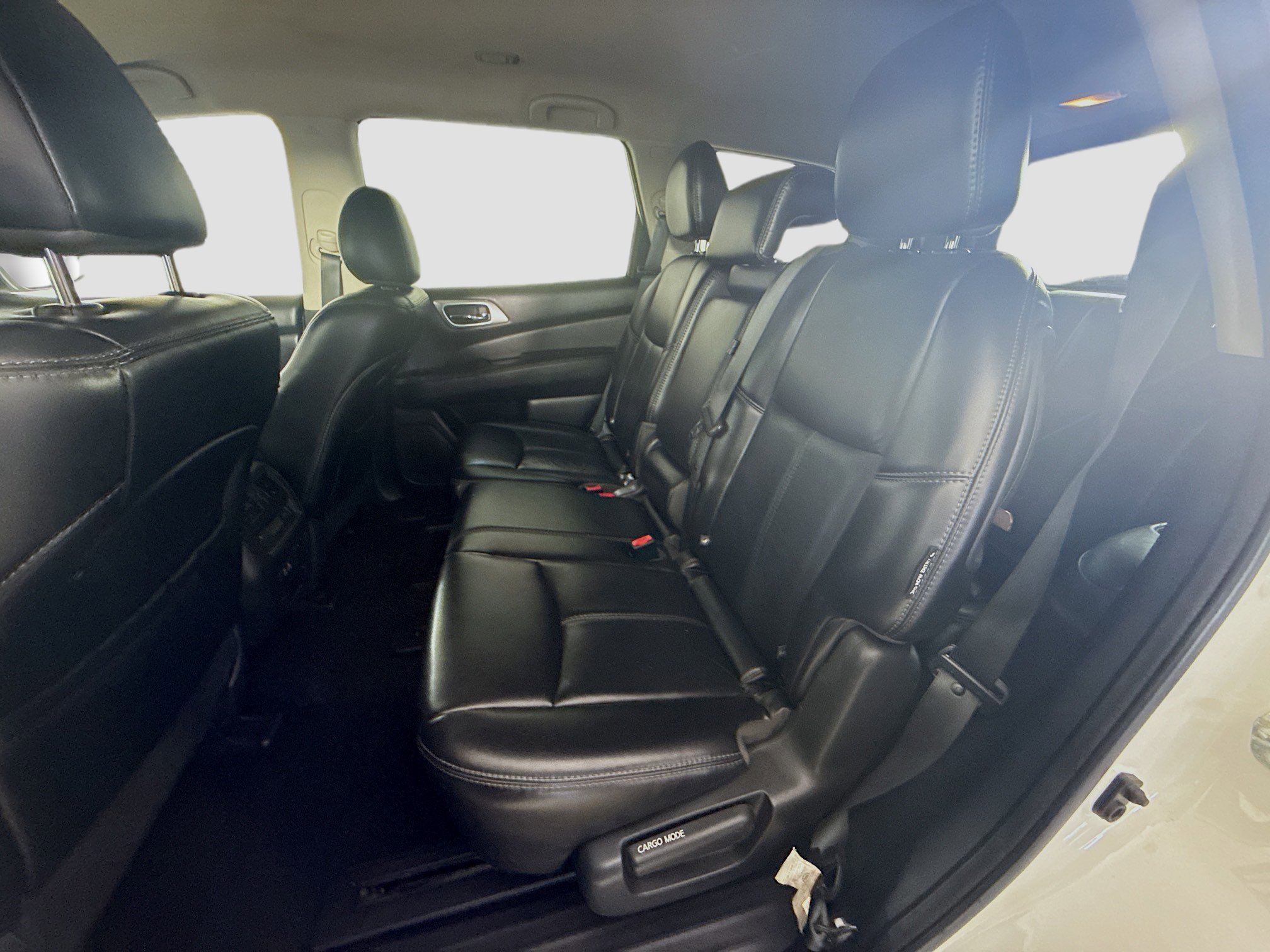 Used 2019 Nissan Pathfinder SL FWD image 25