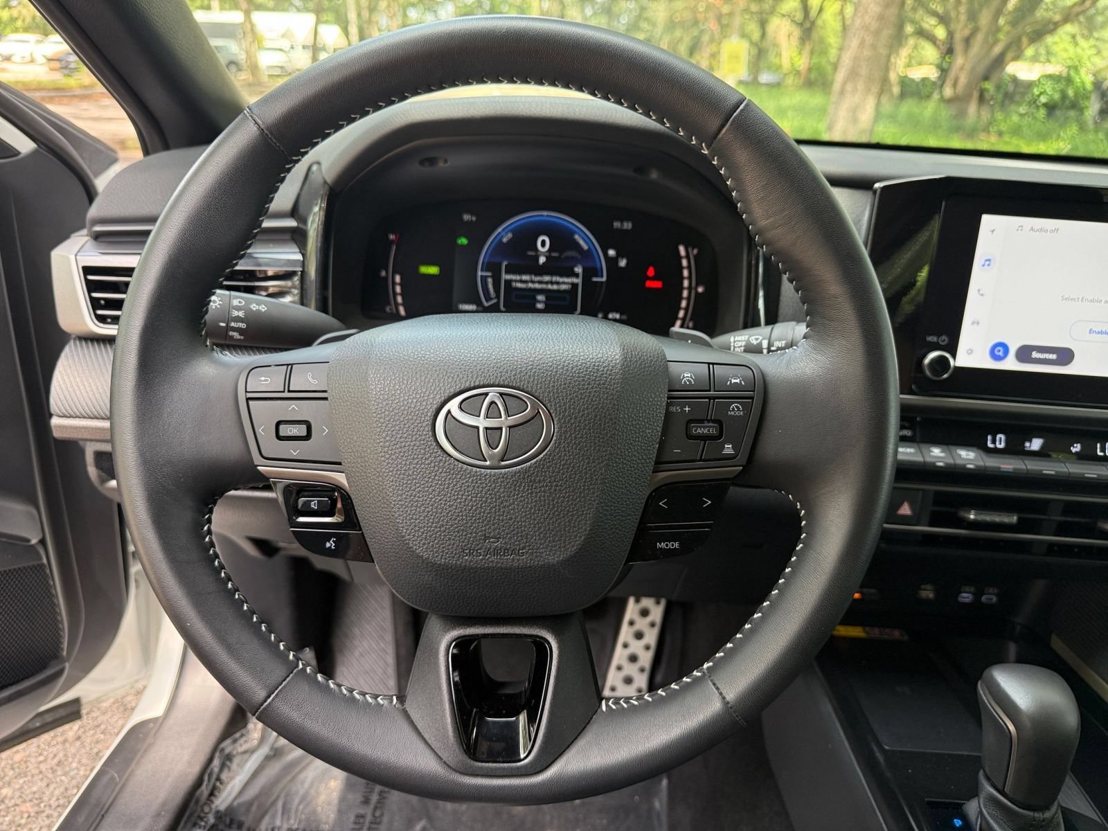 Used 2026 Toyota Camry SE FWD image 25