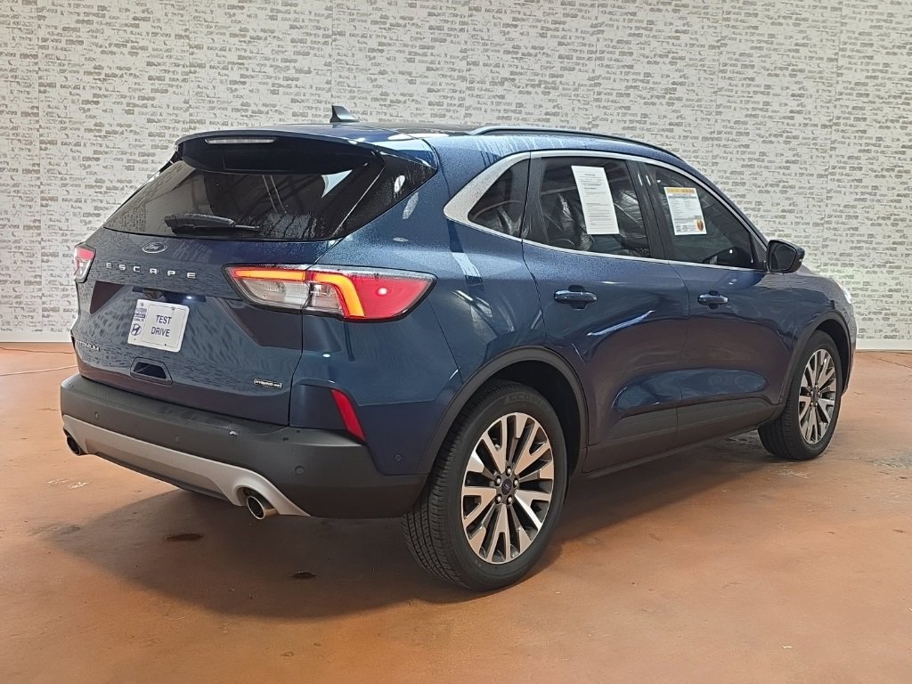 Used 2020 Ford Escape Titanium w/ Titanium Premium Package 2.0 image 9