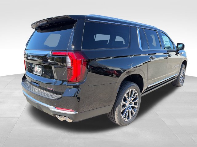 New 2026 GMC Yukon XL Denali w/ Denali Reserve Package AWD/4WD image 7