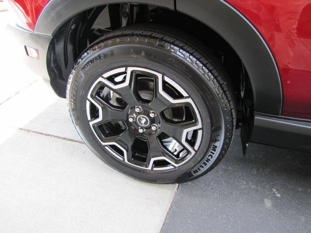 Used 2025 Ford Bronco Sport Outer Banks w/ Outer Banks Tech Package+ AWD/4WD image 27