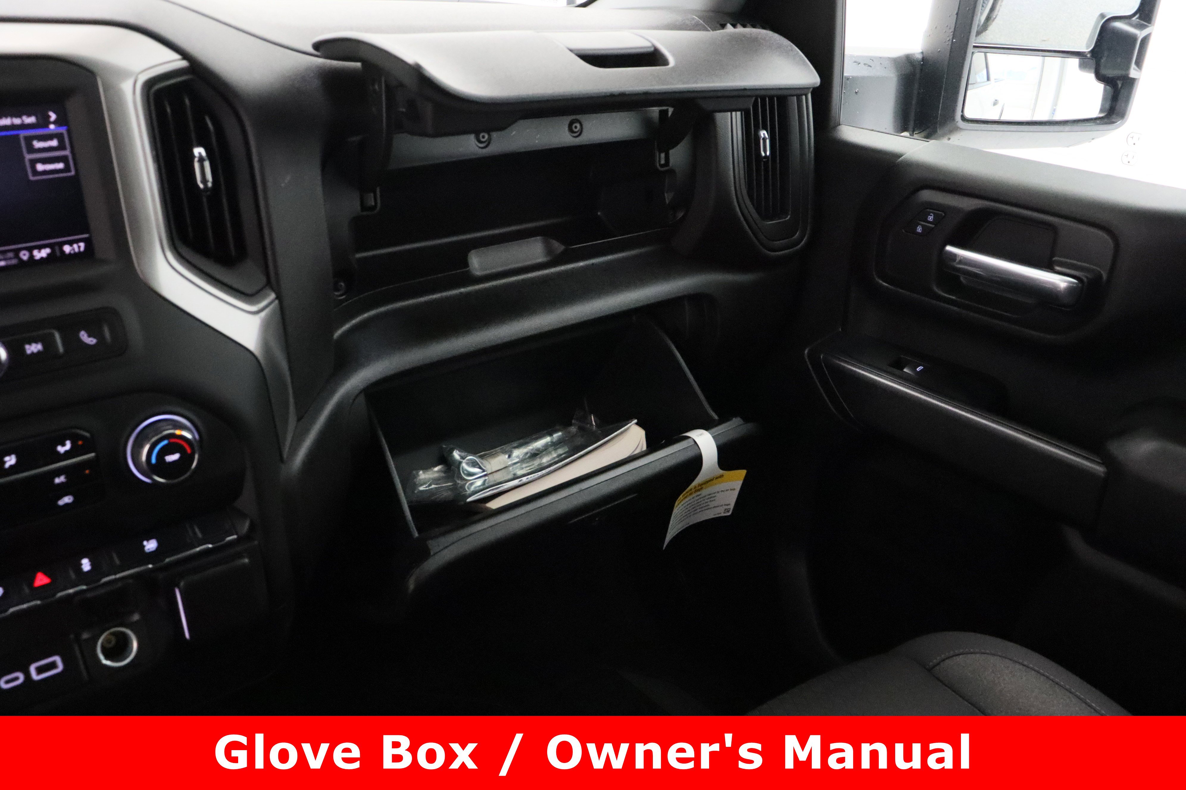 Used 2025 Chevrolet Silverado 2500 Custom w/ Custom Value Package image 23