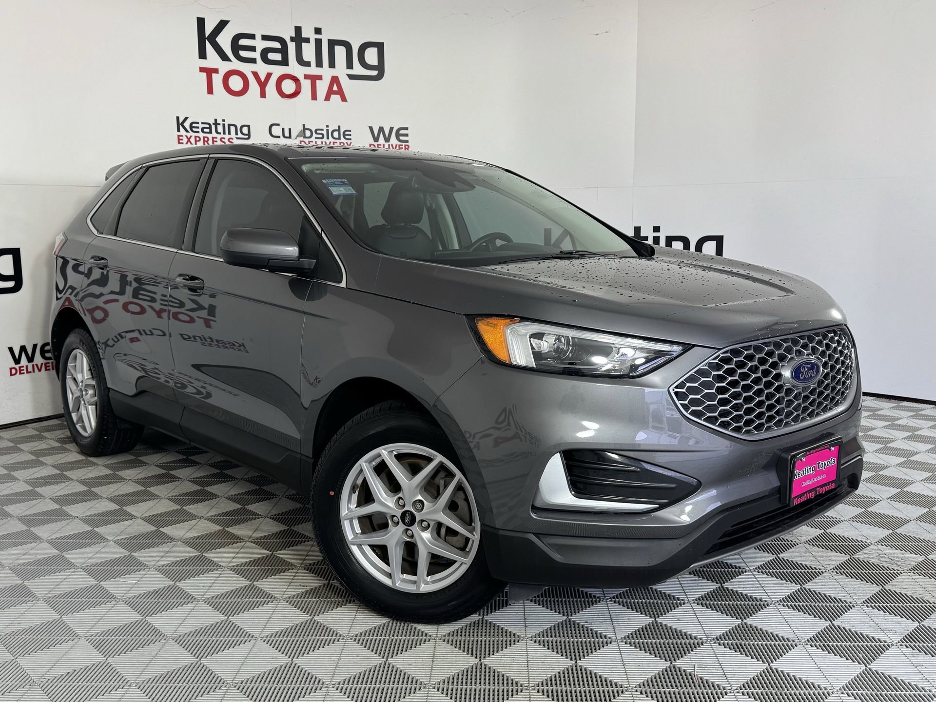 Used 2024 Ford Edge SEL image 3