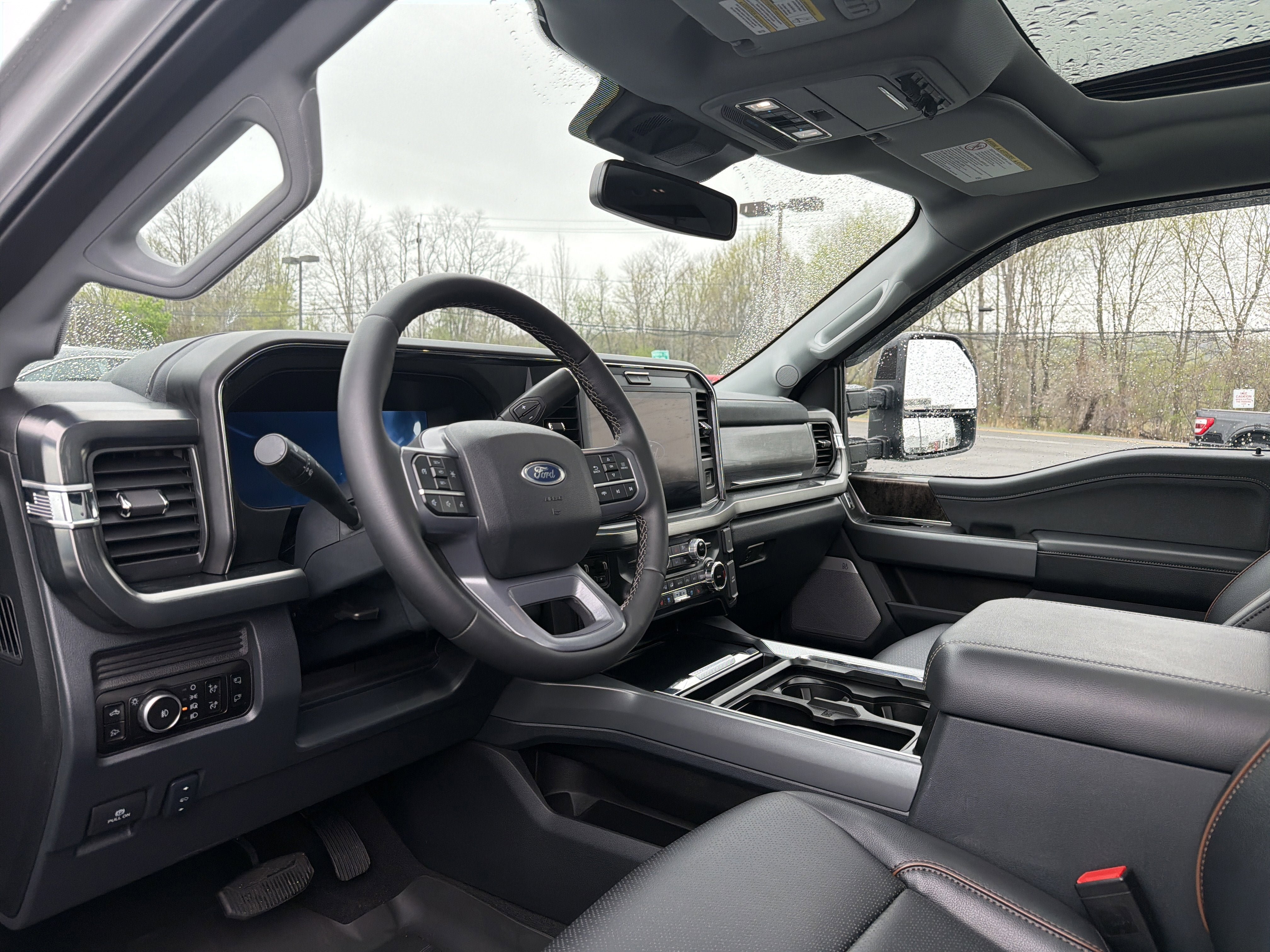 Used 2025 Ford F250 Lariat w/ Tremor Off-Road Package image 12