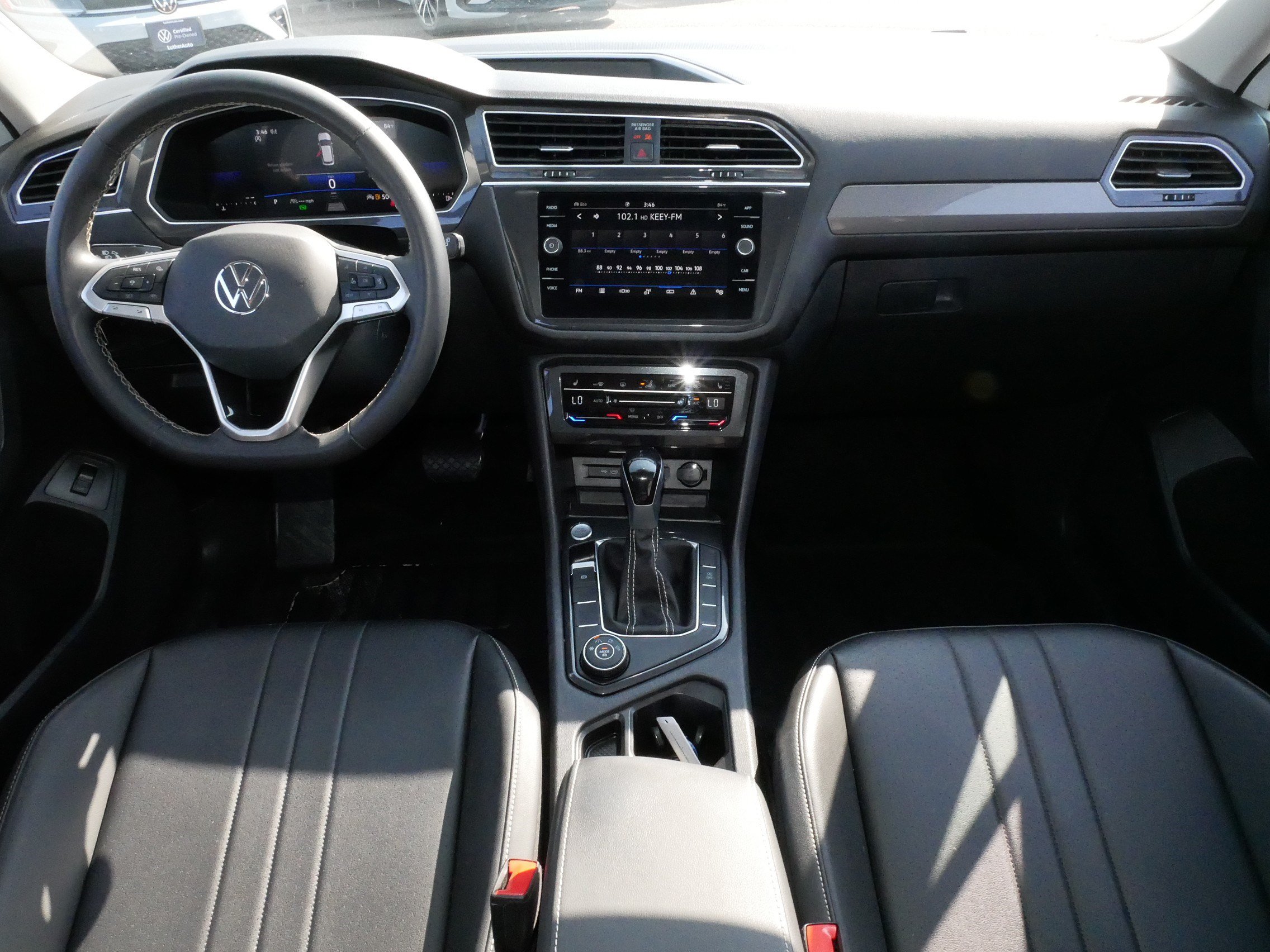 Certified 2024 Volkswagen Tiguan SE AWD/4WD image 10