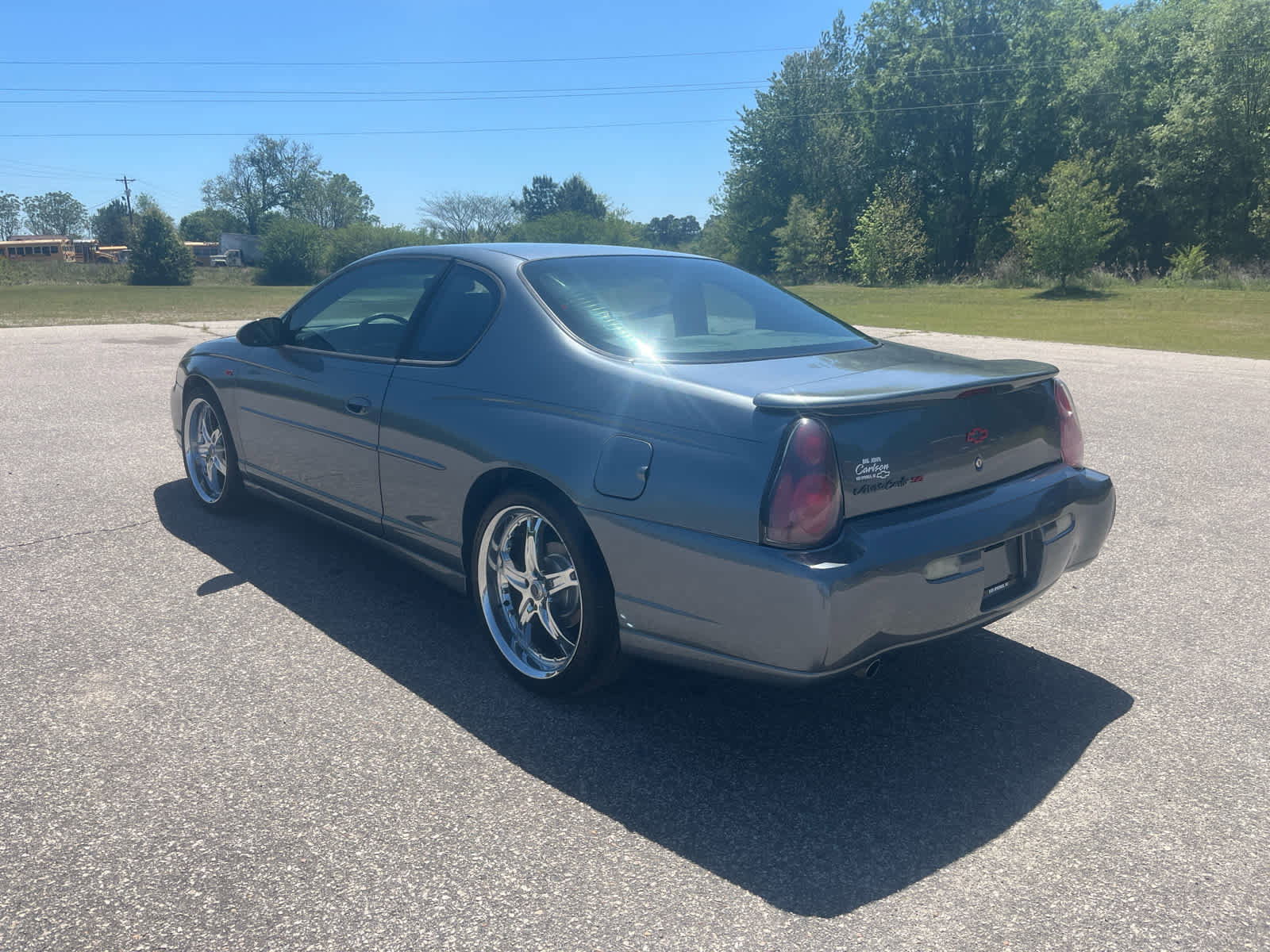 Used 2004 Chevrolet Monte Carlo SS w/ Preferred Equipment Group FWD image 4