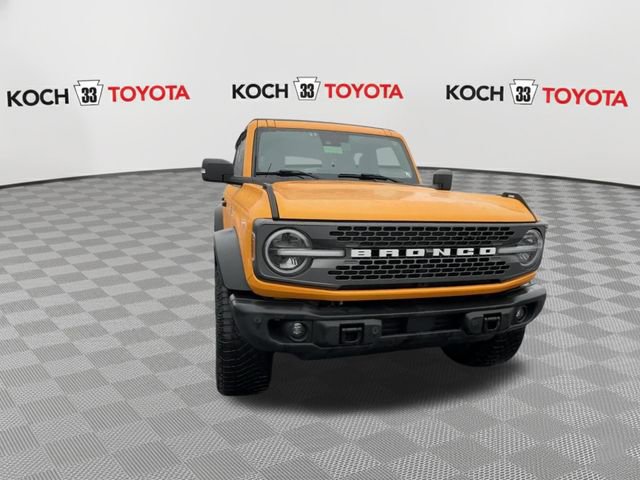 Used 2022 Ford Bronco Badlands w/ Sasquatch Package AWD/4WD image 3