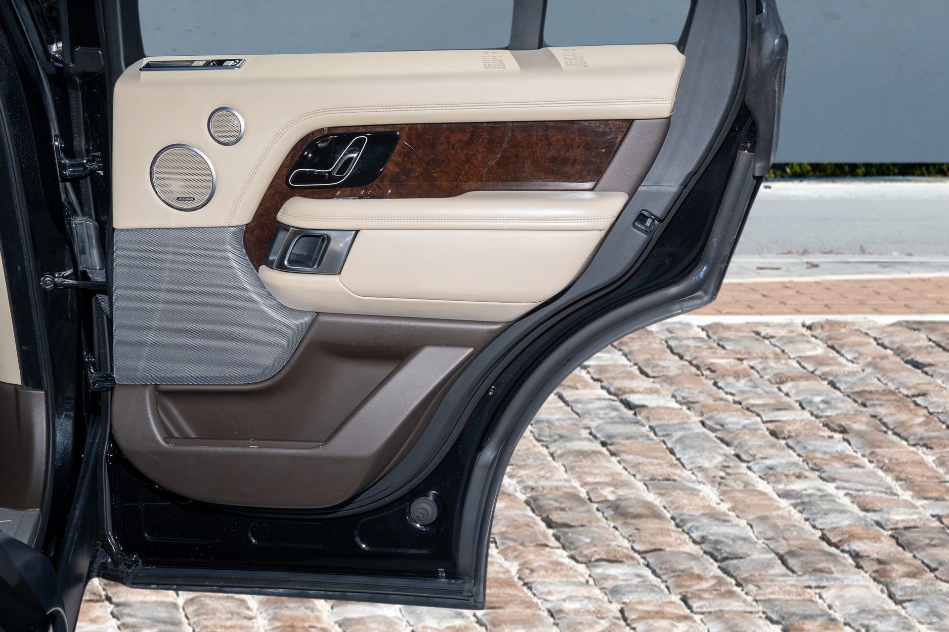 Used 2021 Land Rover Range Rover Westminster Edition image 14