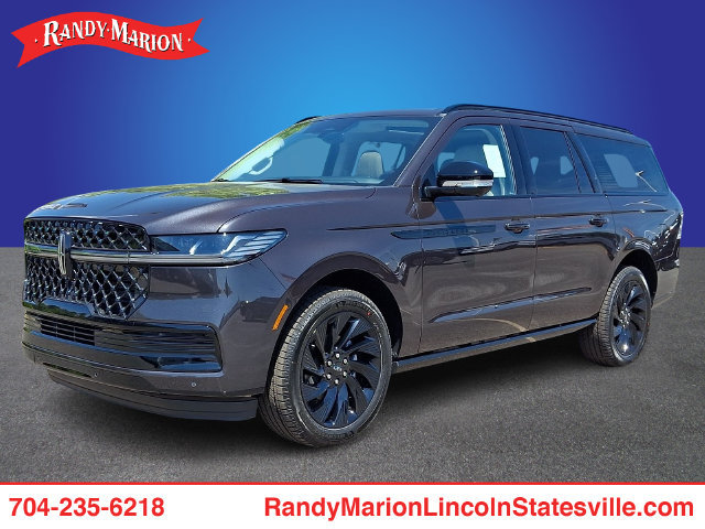 New 2026 Lincoln Navigator L Reserve w/ Jet Appearance Package