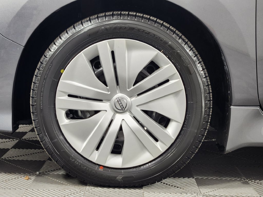 Used 2025 Nissan Leaf S FWD image 19