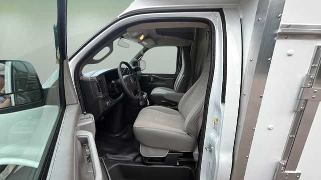 New 2025 Chevrolet Express 3500 w/ Power Convenience Package RWD image 18