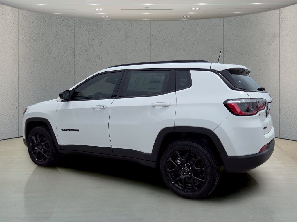 New 2026 Jeep Compass Latitude AWD/4WD image 8