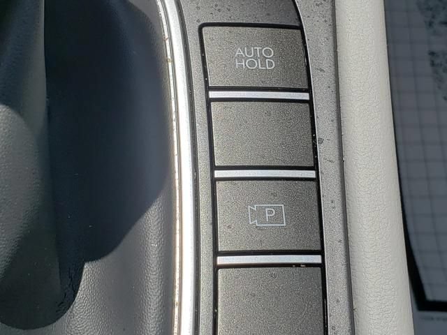 Certified 2024 Hyundai Kona SEL AWD/4WD image 29