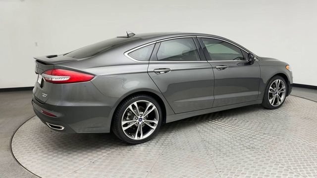 Used 2020 Ford Fusion Titanium AWD/4WD image 2
