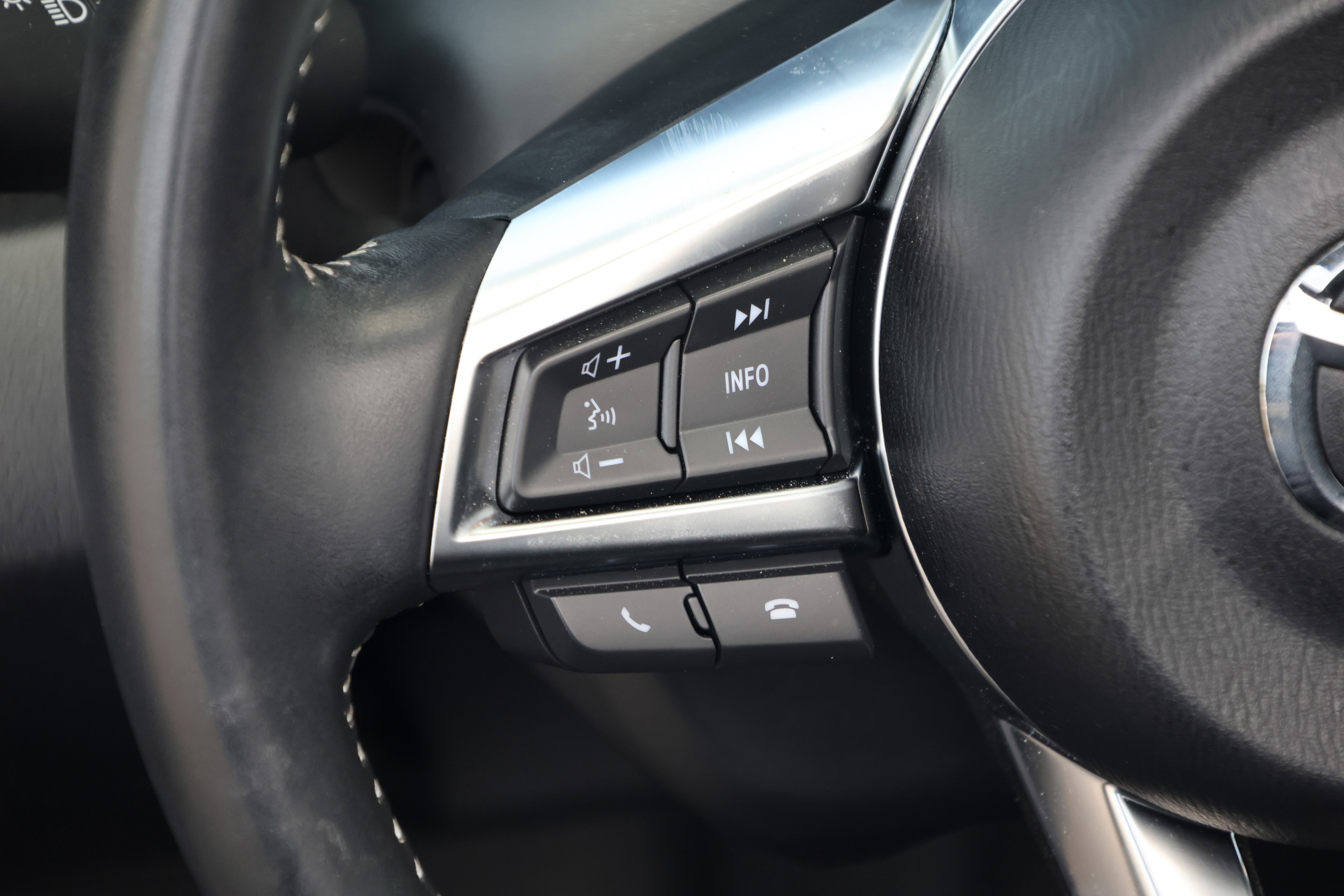 Used 2023 MAZDA MX-5 Miata Sport image 19