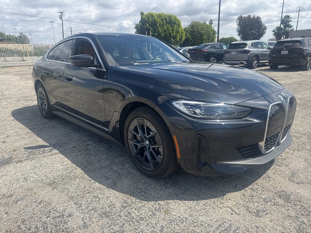 Used 2023 BMW i4 eDrive35 w/ Premium Package image 8