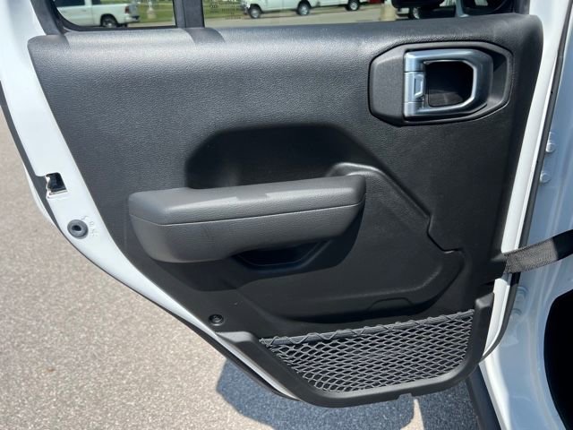 Used 2023 Jeep Gladiator Mojave w/ Trailer Tow Package image 16