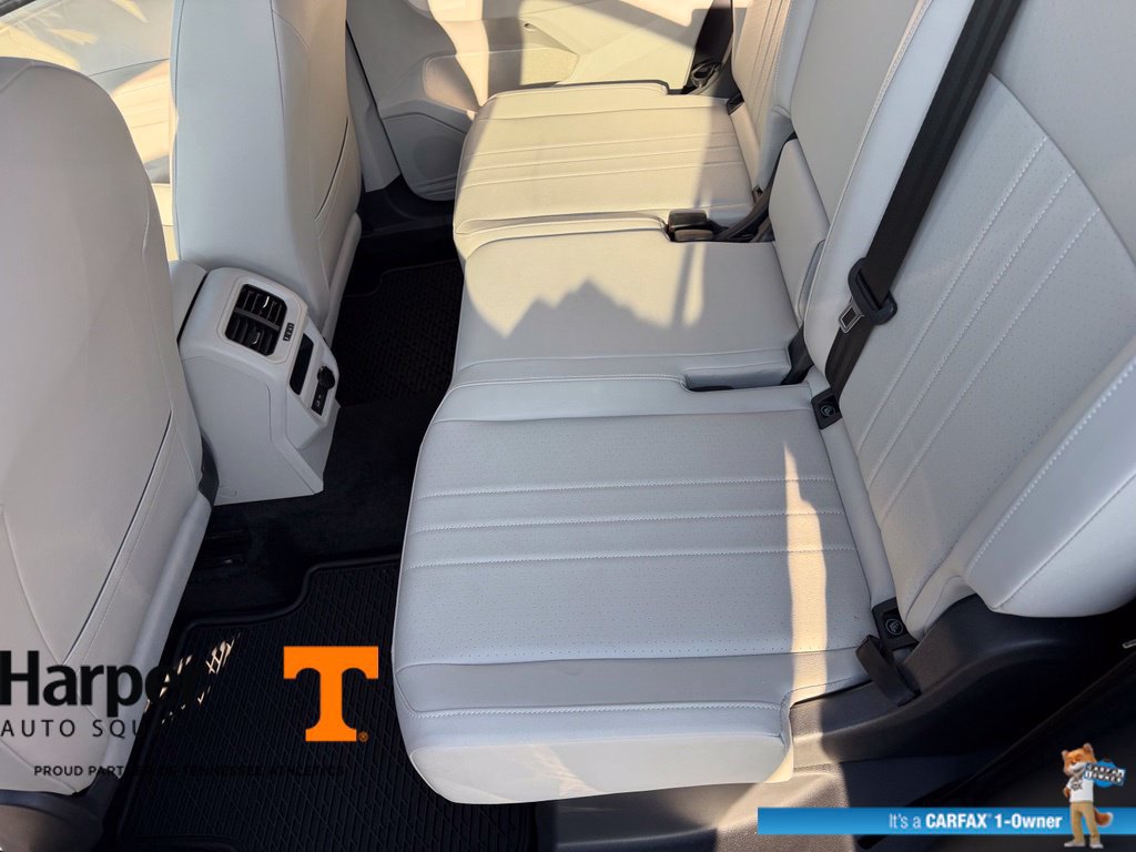 Used 2023 Volkswagen Tiguan SE FWD image 10