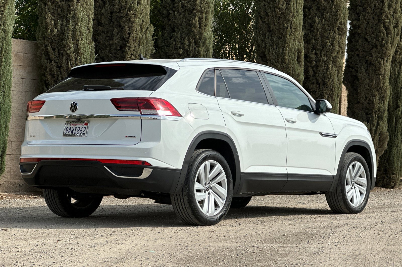 Used 2022 Volkswagen Atlas Cross Sport SE image 4