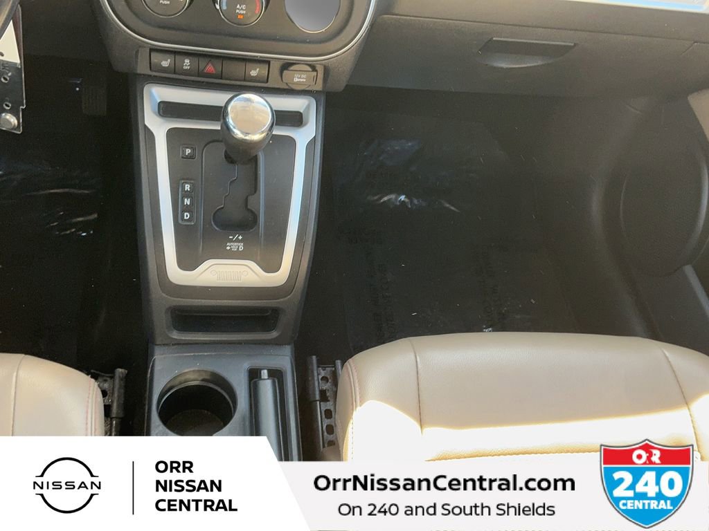 Used 2016 Jeep Compass Latitude image 22