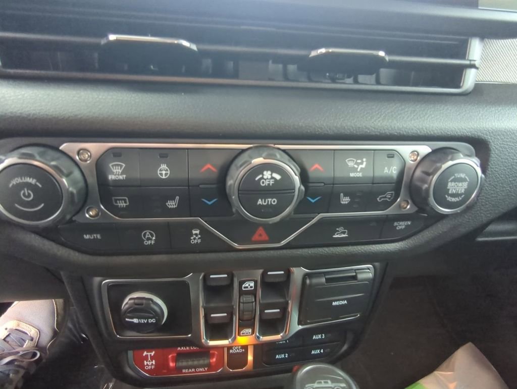 New 2026 Jeep Gladiator Willys image 22