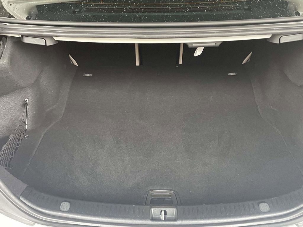 Used 2022 Mercedes-Benz E 350 Sedan image 8