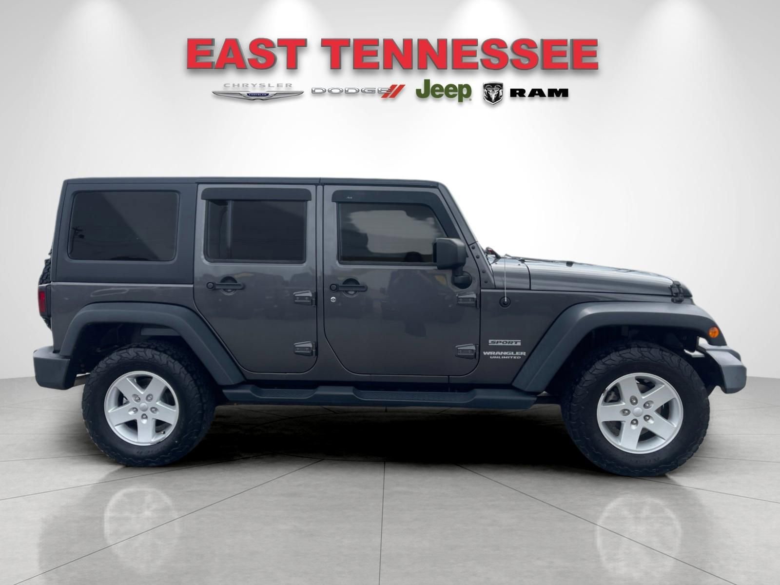 Used 2017 Jeep Wrangler Unlimited Sport w/ Quick Order Package 24S AWD/4WD image 2