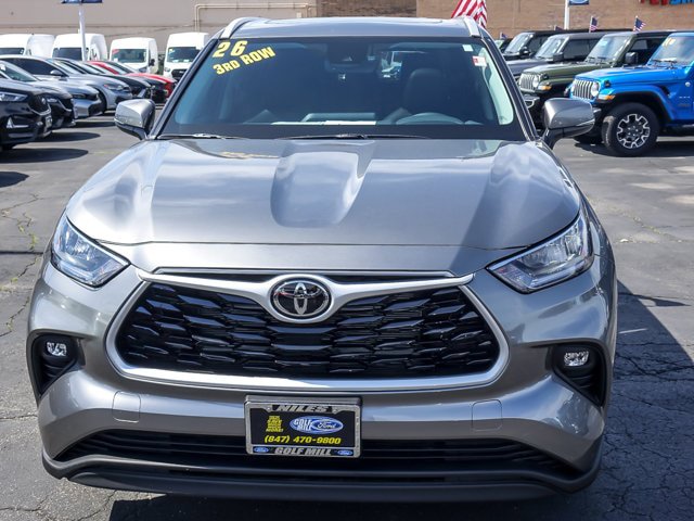 Used 2026 Toyota Highlander XLE AWD/4WD image 4