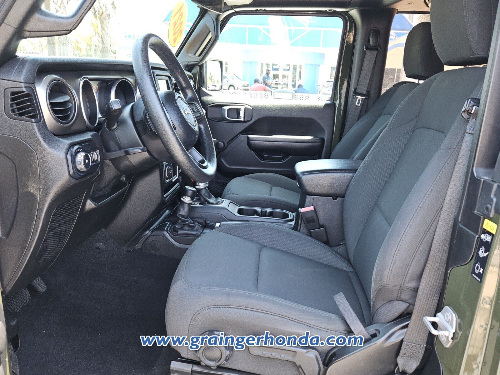 Used 2021 Jeep Wrangler Sport AWD/4WD image 10